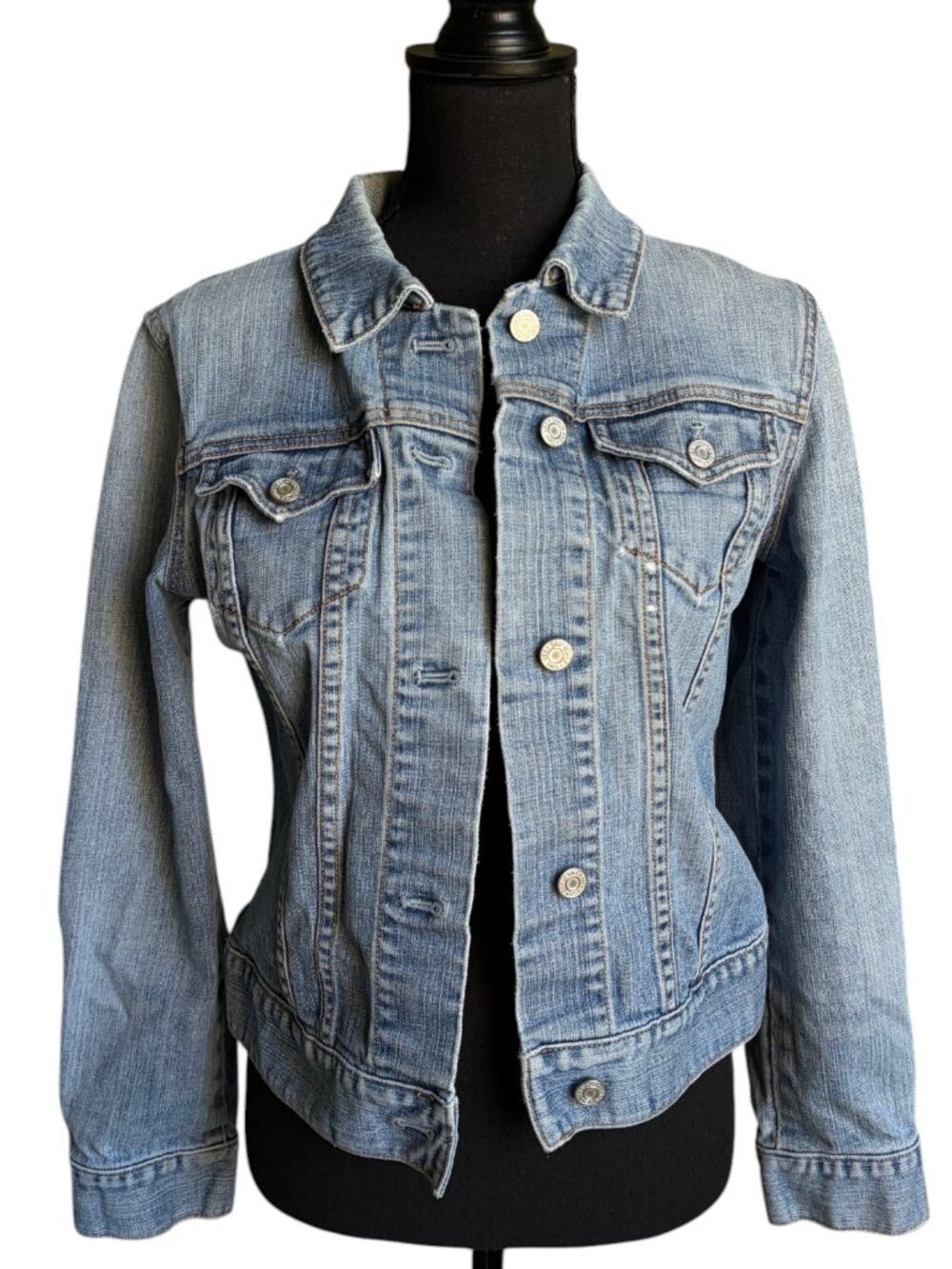 GAP Y2K Classic Denim Jean Jacket (Medium Wash) - Size Medium